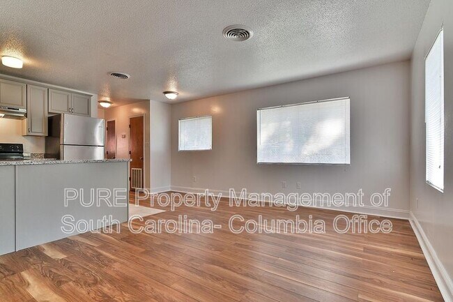Building Photo - 1304 Suber St