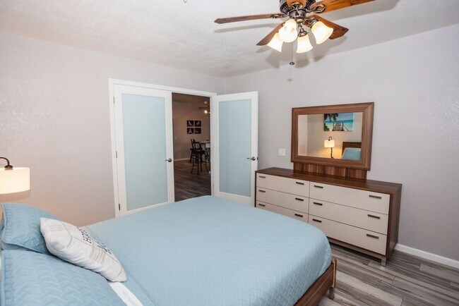 Building Photo - 3 BEDROOM 2 BATH 2 CAR GARAGE POOL HOME W/...