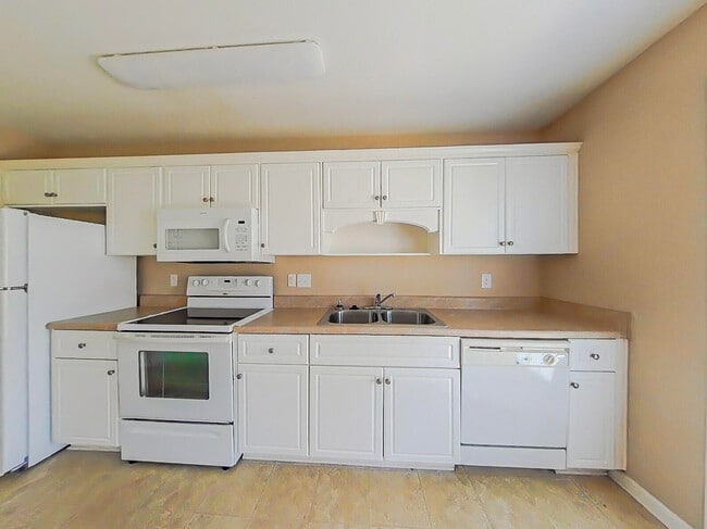 Building Photo - 1739 Elizabeth St