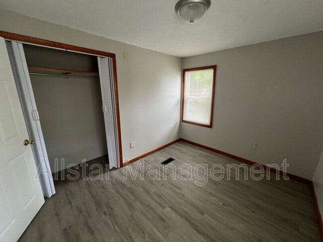 Building Photo - 825 W Highland Ave