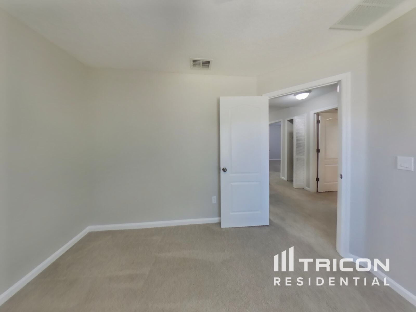 Building Photo - 10818 Birchard Ln