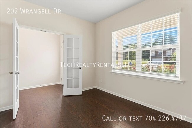 Building Photo - 202 Wrangell Dr