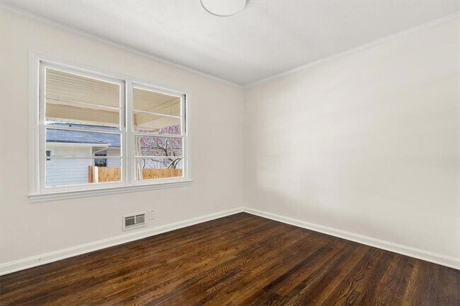 Building Photo - 1451 Belmont Ave