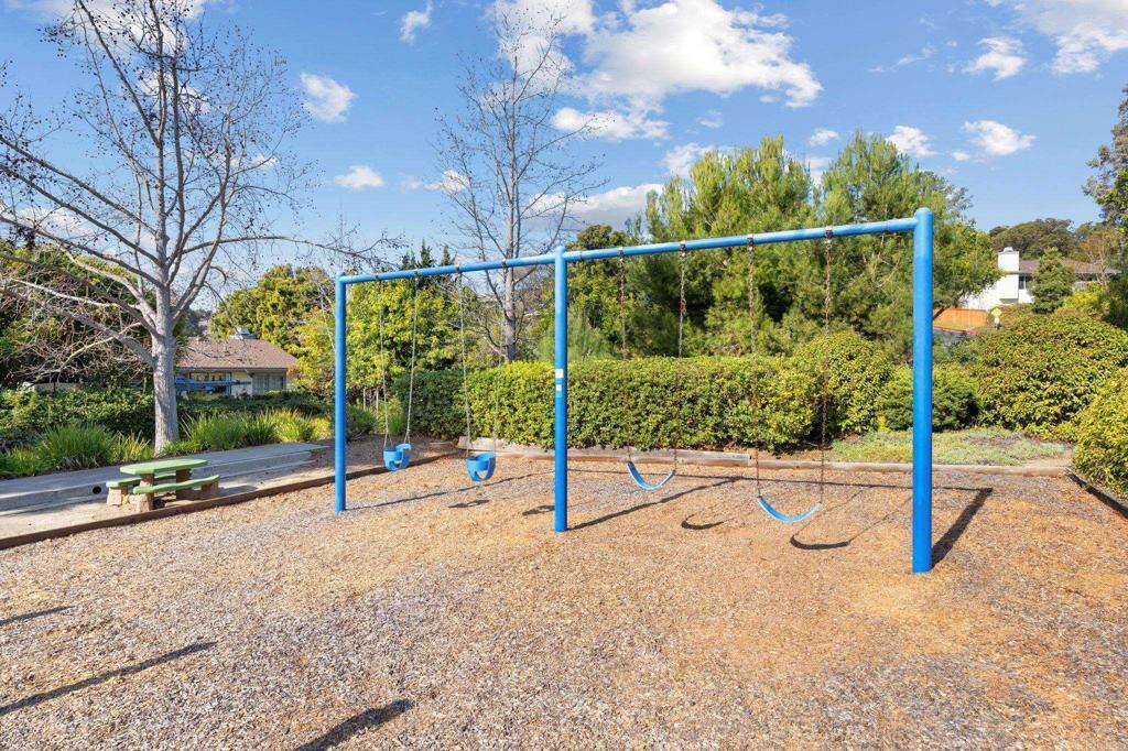 Building Photo - 4425 Caminito Pedernal