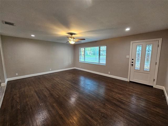Building Photo - 800 Valley View Dr