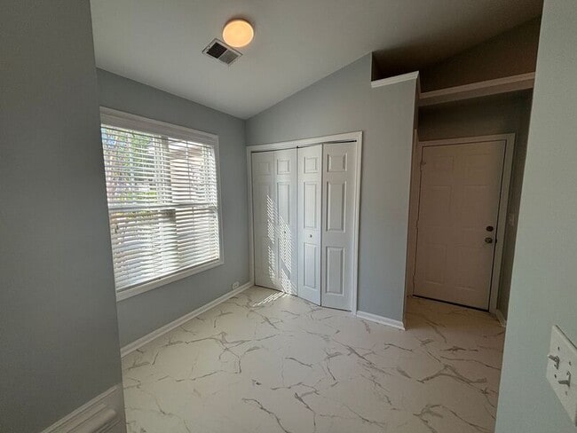 Building Photo - 3307 Crowell Ln