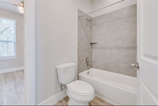 Building Photo - 1741 Cove Cres Ct