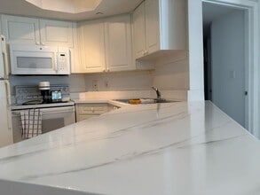 Building Photo - 8911 Collins Ave