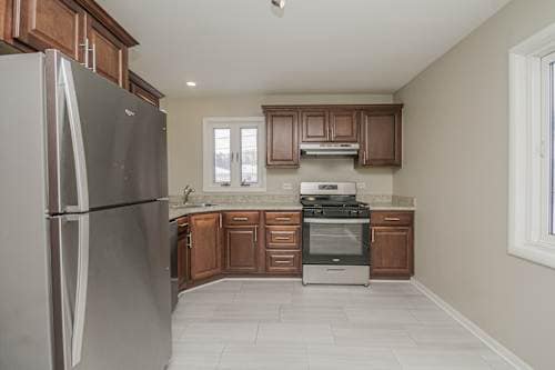 Building Photo - 368 N Biermann Ave