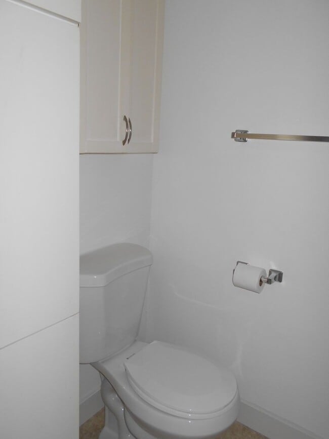 Building Photo - Spacious 2 Bed 1 Bath Bothell Home $2500/mo.