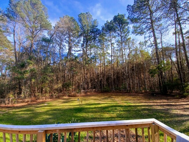 Building Photo - 206 Brittney Ln