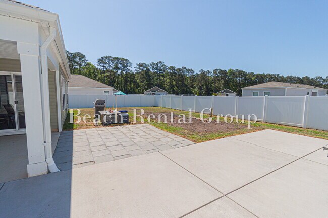 Building Photo - Fully Fenced 3 Bedroom in Longs