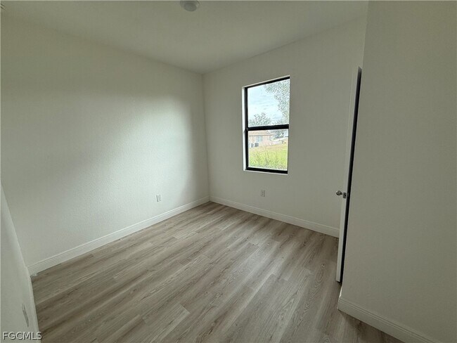 Building Photo - 1135 Harvest Ave