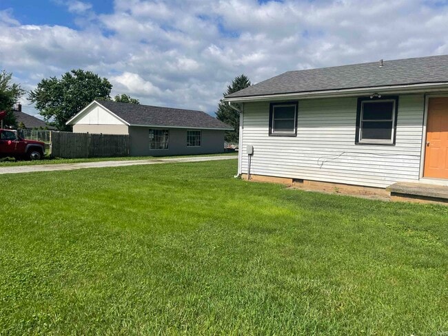 Building Photo - 5229 S College Dr