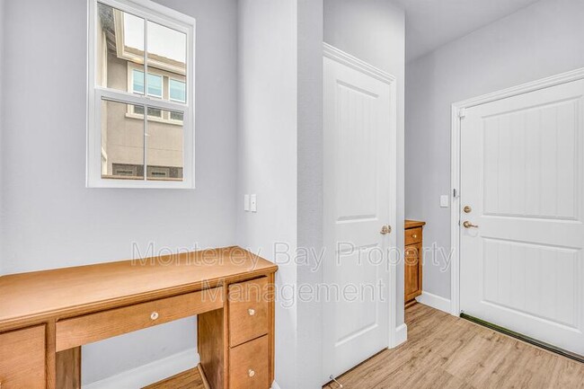 Building Photo - 589 Rosa Monte Wy