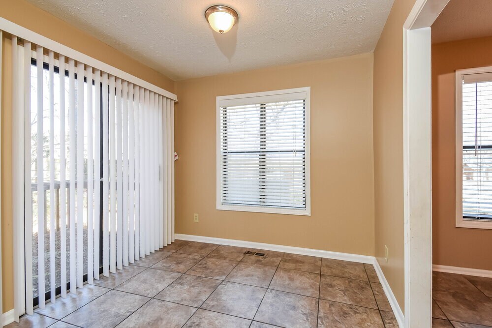 Building Photo - 2990 Fetlock Dr SW