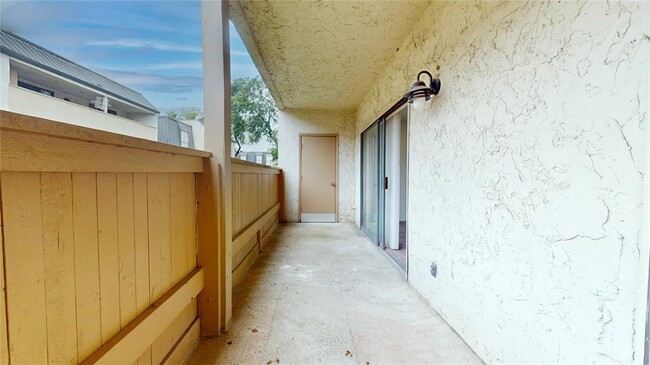 Building Photo - 8425 Hearth Dr