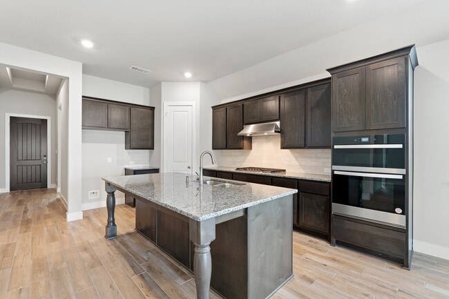 Building Photo - 10719 River Walk Dr