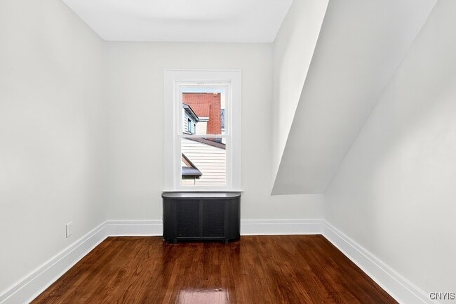 Building Photo - 363 Hickok Ave