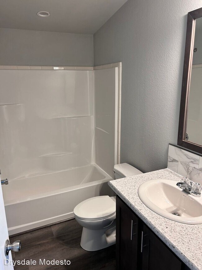 Building Photo - 2 br, 1.5 bath House - 3623 Toomes Rd.