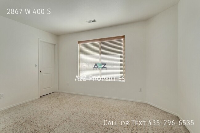 Building Photo - 2867 W 400 S