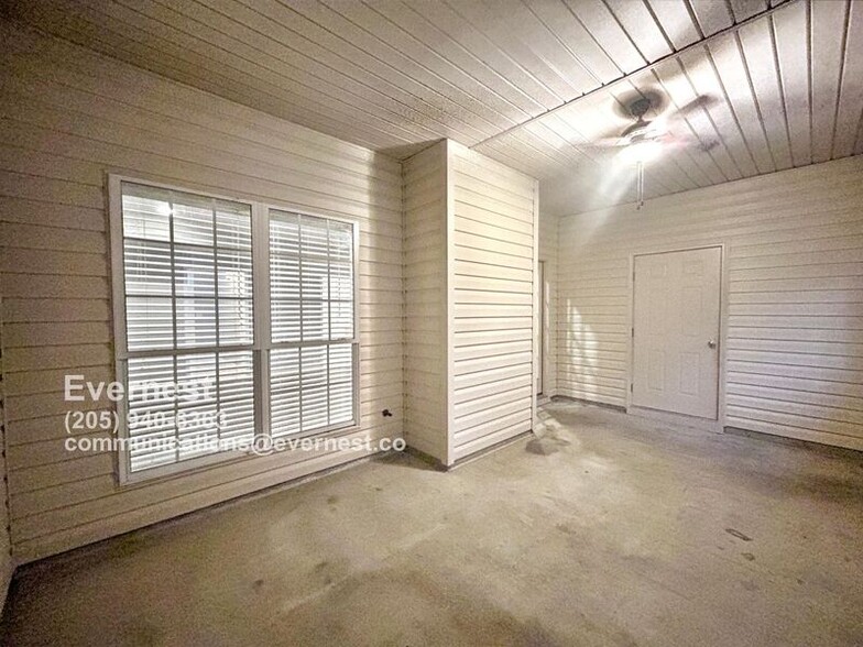 Building Photo - 632 Parkside Cir