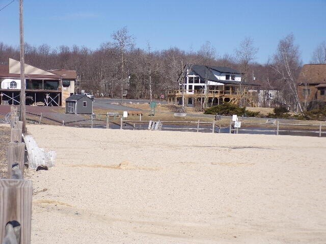 Building Photo - 64 Hugo Dr