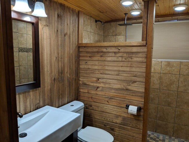 Building Photo - Ramsey Enterprises LLC
