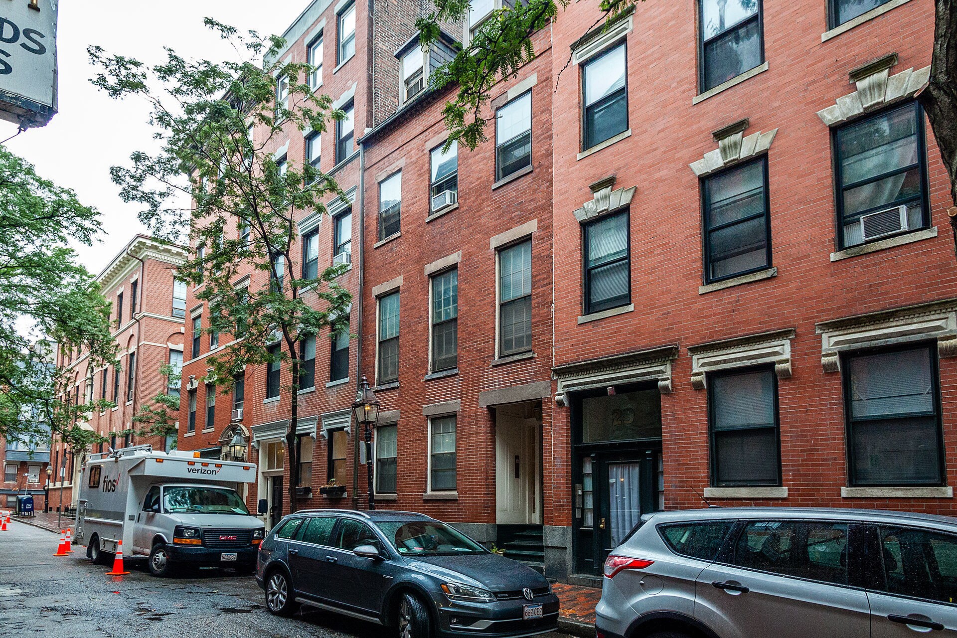 Building Photo - 31 Myrtle St