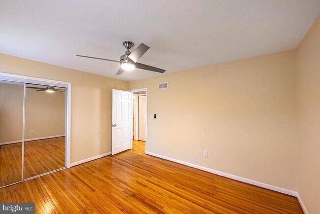 Building Photo - 5035 Timberwood Trail