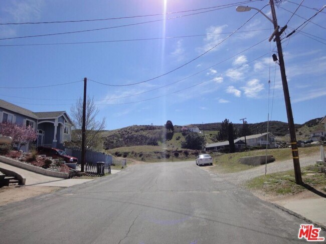 Building Photo - 42753 Blue Hills Dr