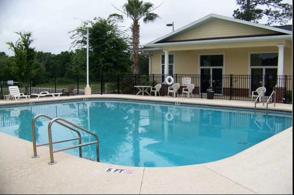 Pool - Eagle Trace Townhomes