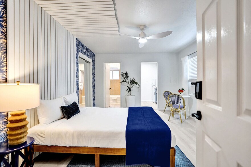 Building Photo - 101 Lucerne Ave