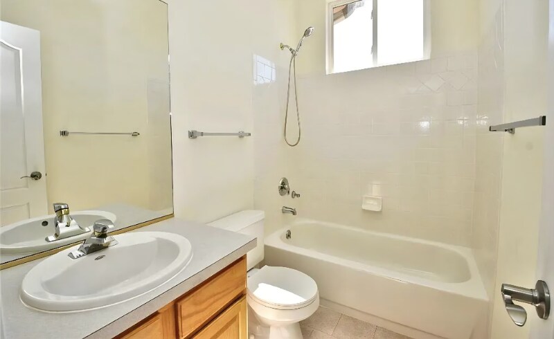 Building Photo - 3447 Plantation Grove