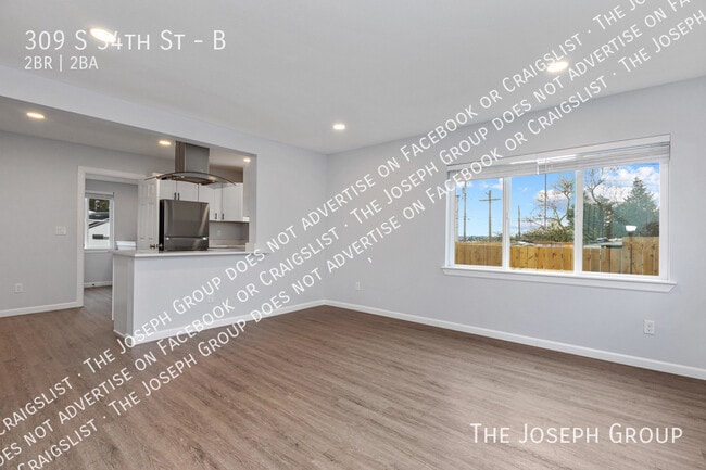 Building Photo - 309 S 34th St