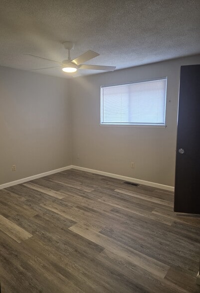 Building Photo - 7002 1/2 Maclaren Way
