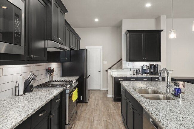 Building Photo - 3109 Secret Lagoon Ln