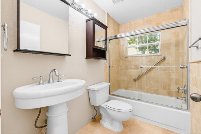 Building Photo - 10574 Wheelhouse Cir