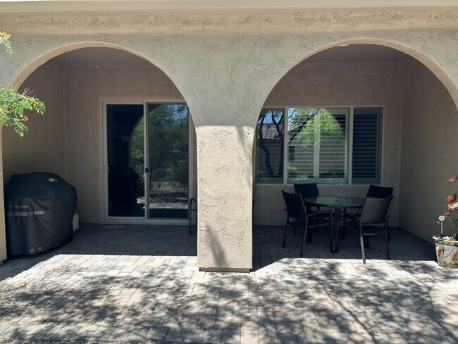 Building Photo - 838 Broken Hills Dr