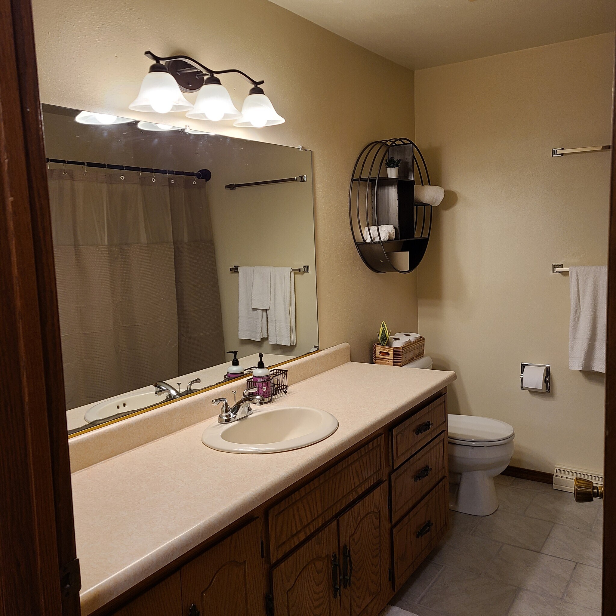 Building Photo - 761 Trailsway Ln