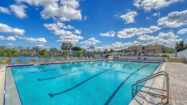 Building Photo - 618 Bird Bay Dr S