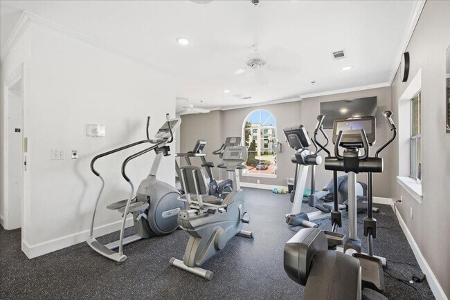 Building Photo - 3777 Peachtree Rd NE