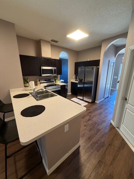 Building Photo - 4815 Pennecott Way