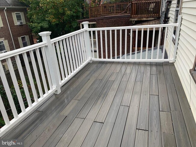 Building Photo - 1304 N Clayton St