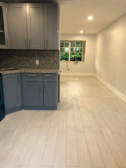 Building Photo - 52 E 17th St