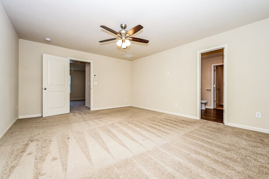 Building Photo - 532 Moline Way