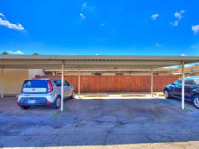 Building Photo - 2 bed/ 1 bath condo in Bethany