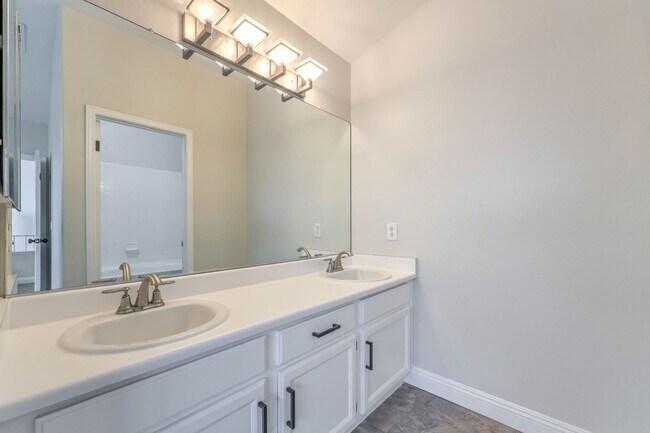 Building Photo - Newly Updated 4Bed/2Bath/2Car- residence located in NW Las Vegas community with NO HOA!