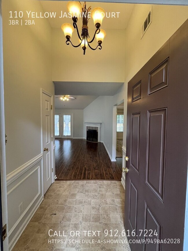Building Photo - 110 Yellow Jasmine Ct