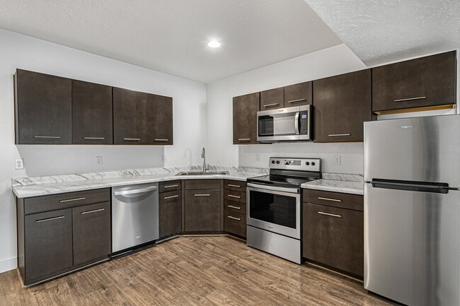 Building Photo - 1203 W Appaloosa Ln